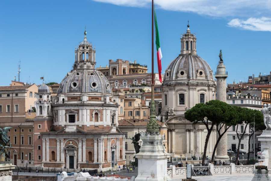 Italy catches the attention of investors