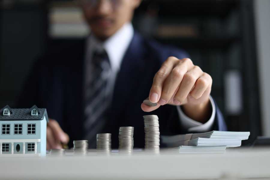 Italy is attracting international investors.