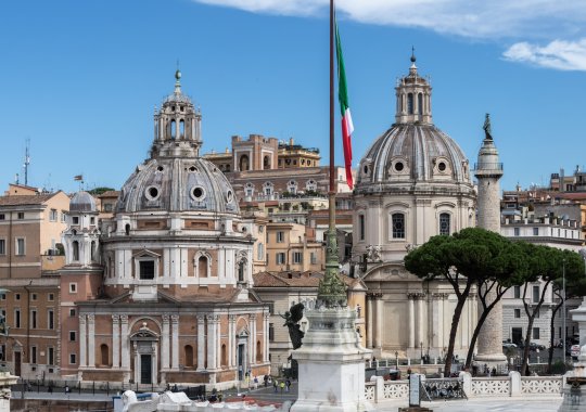 Italy catches the attention of investors