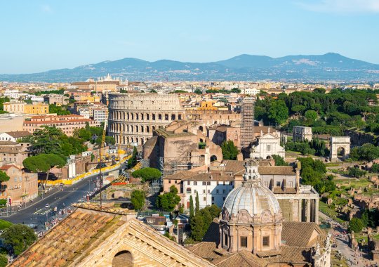 Italy's high-end real estate surpasses worldwide patterns: How Milan and Rome are dealing with financial unpredictability