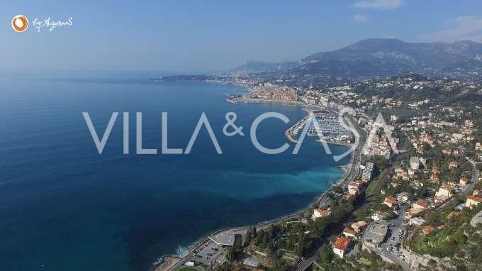 Villa with a view of Monaco and the French Riviera in Ventimiglia.