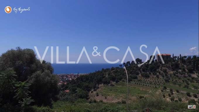 A plot of land with a villa project and a sea view in Bordighera