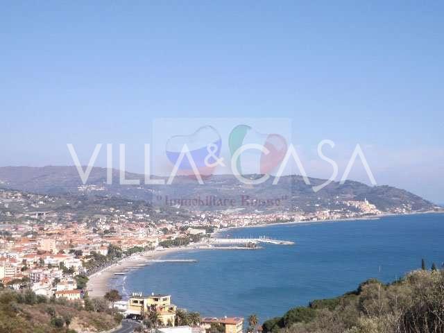 Buy a villa house in eco-friendly Diano Marina.