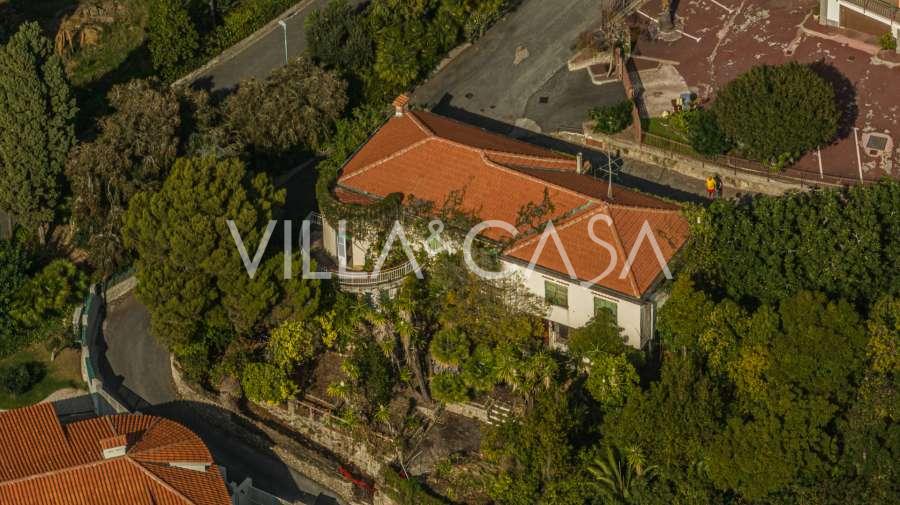 Villa by the sea in Sanremo, 50 meters away.