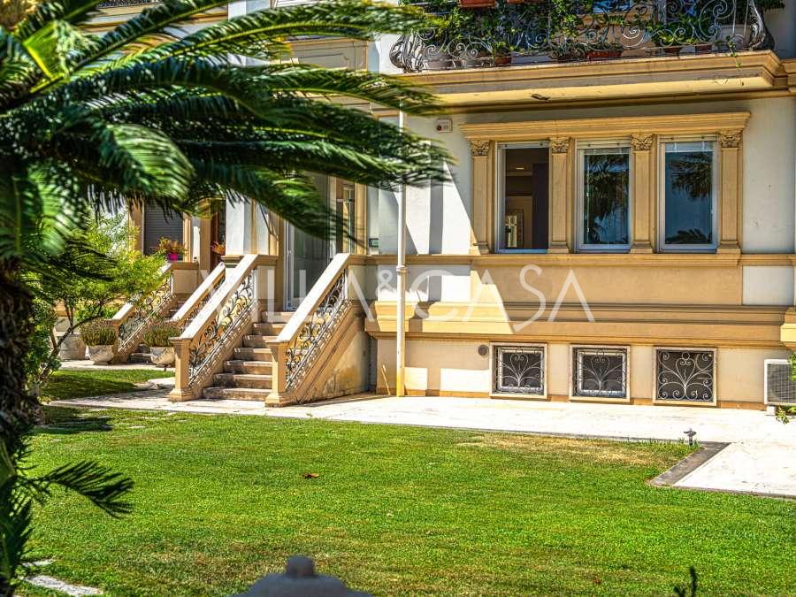 Apartment on the seafront in Sanremo