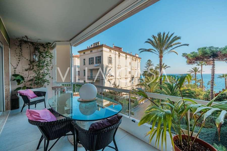 Luxury apartment by the sea in Sanremo