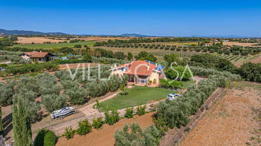 Villa for sale in Montalto di Castro