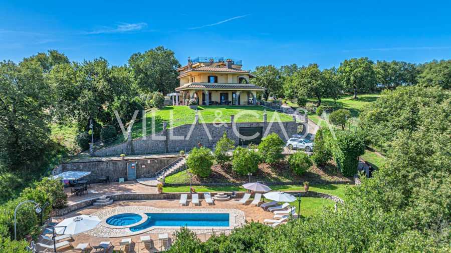 Villa in Montefiascone for sale