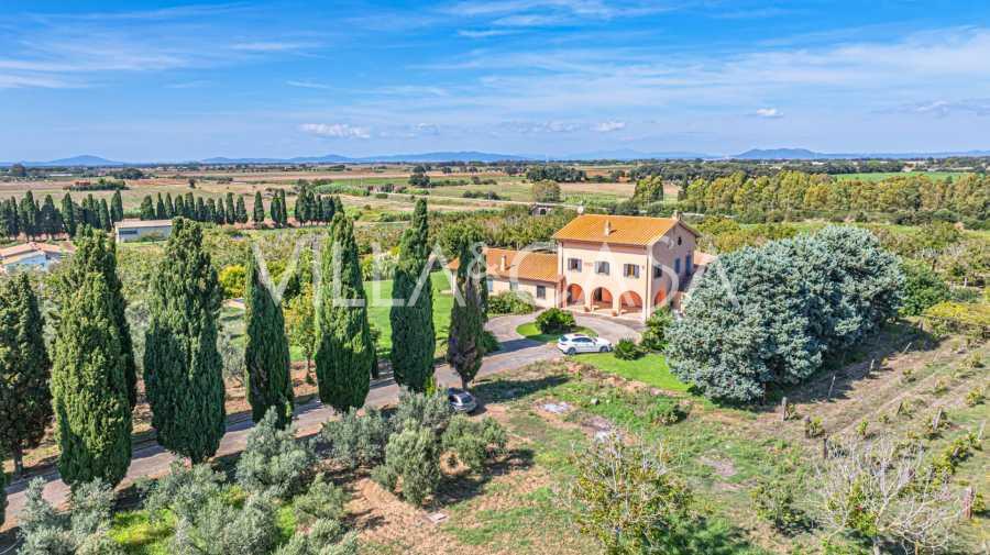 Farmhouse for sale in Tarquinia
