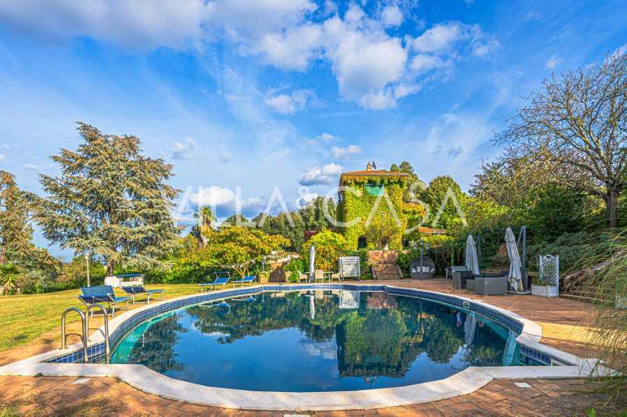 Villa for sale near Rome