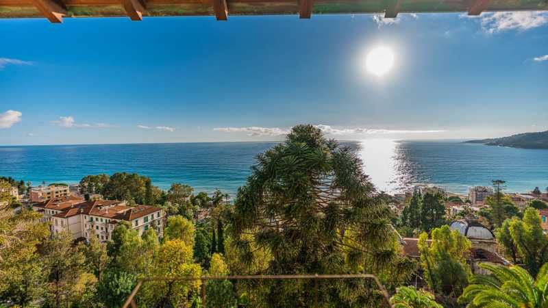 Two-story house in San Remo