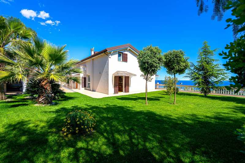 New villa for sale in Sanremo