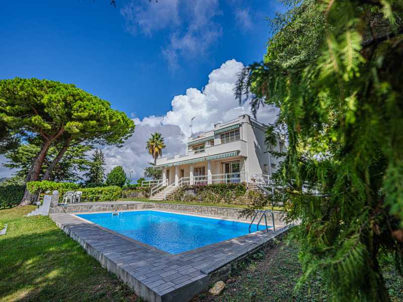 House for sale in Bordighera