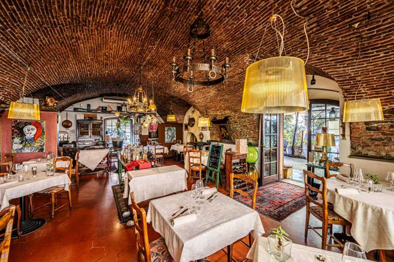 Restaurant by the sea in Bordighera - for sale