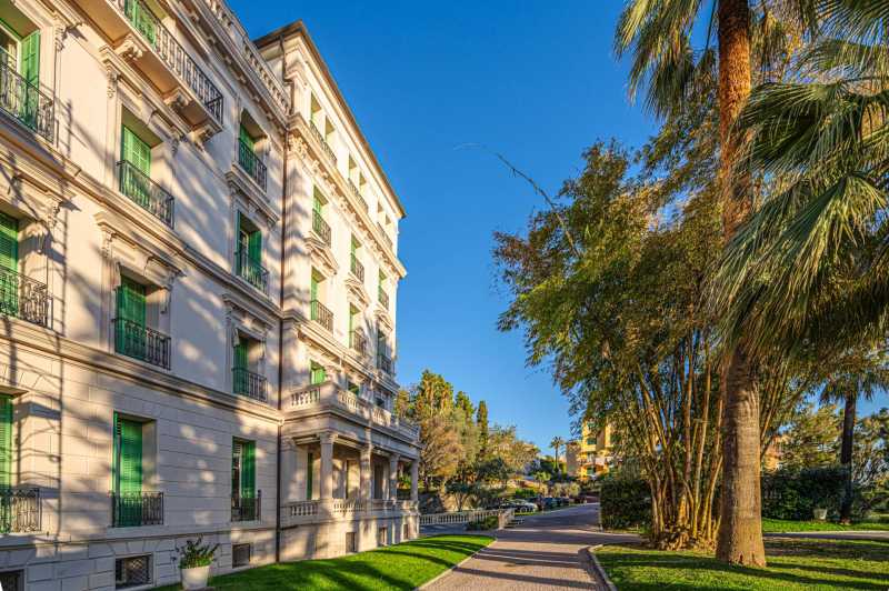 Three-room apartment in Ospedaletti