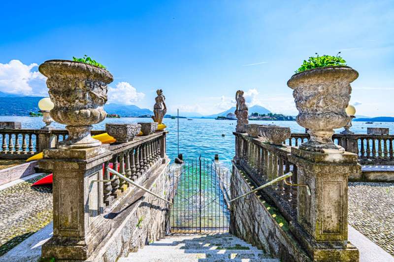 A villa is for sale in Stresa near the lake.