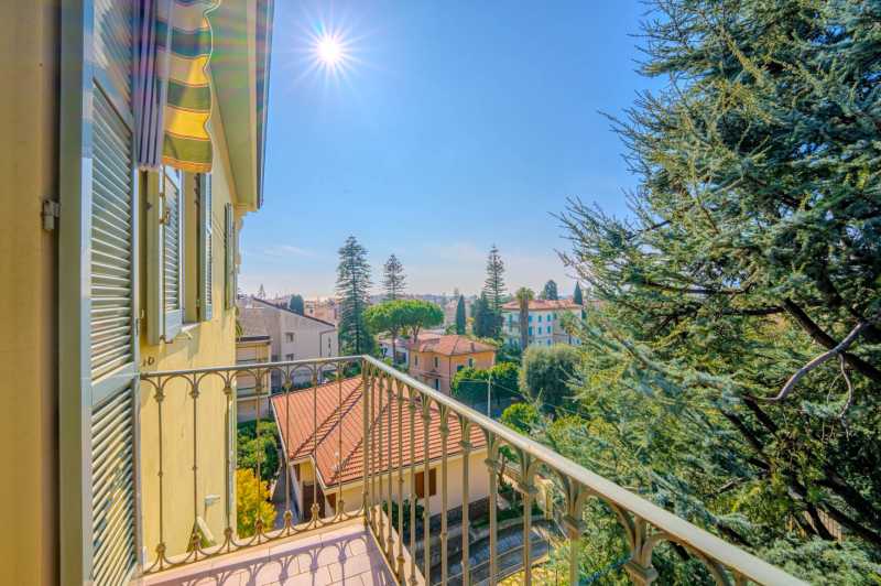 Three-room apartment in Bordighera