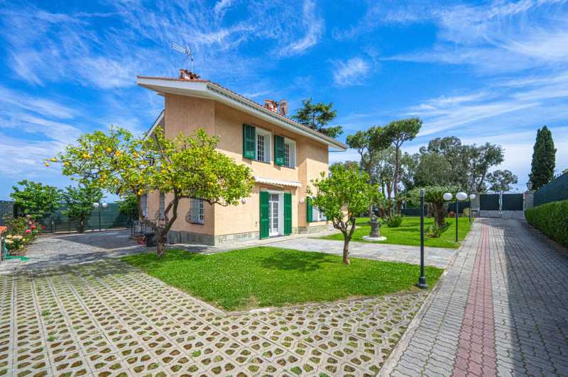 Long-term rental of a villa in San Remo