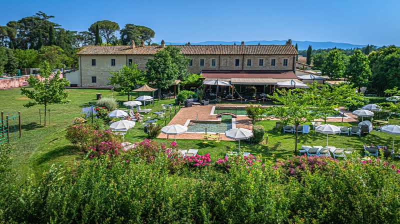 Elite estate in the historic center of Umbria