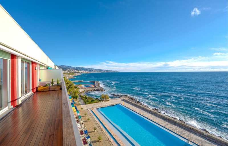 Apartments on the coast in Capo Nero, Sanremo