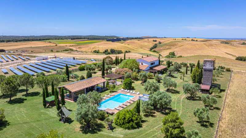 Elegant estate in Tushia for sale