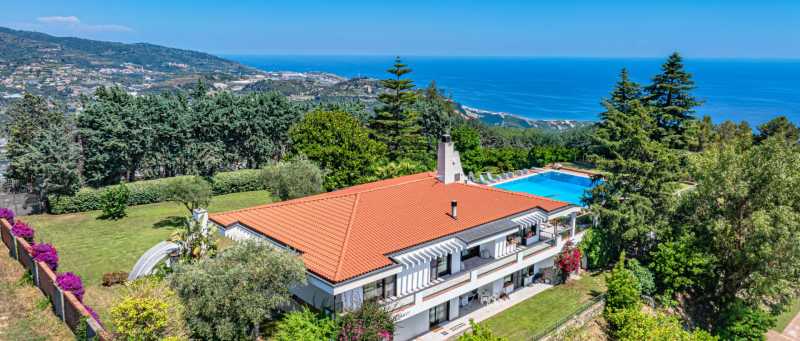 Luxury villa in Sanremo for sale