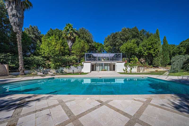 Rental of elite countryside villa near Rome