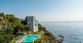 Villa with a private beach in Liguria