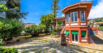 Villa by the sea in Sanremo 380 sqm