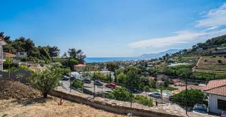 Modern villa in Bordighera