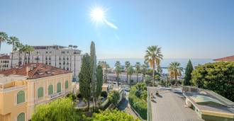 Luxury apartment with sea view in Sanremo