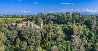 Villa for rent in an elite area of Rome