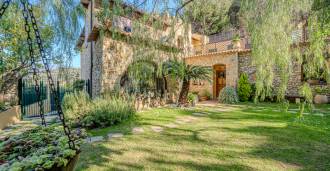 Villa in the style of antiquity in Ventimiglia