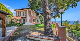 Luxury villa for sale in Ventimiglia