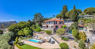 Luxury villa for sale in Bordighera