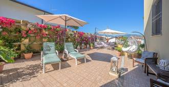 Stylish hotel for sale in Lido di Camaiore