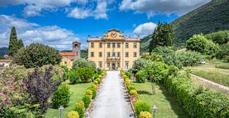For sale: historic estate near Lukoy