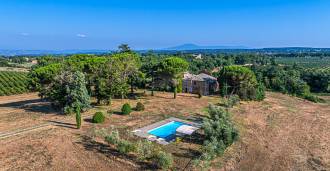 Unique estate for sale between Bolsena and Orvieto