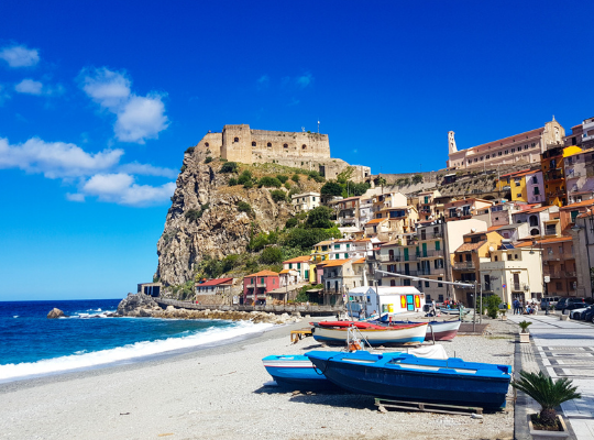Walking through the Scylla in Calabria Italy? 2021